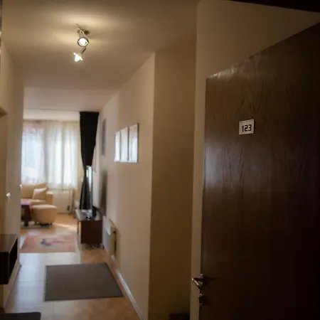 дени Apartment Pamporovo