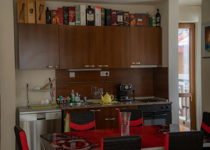 Апартамент дени *